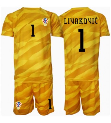 Kroatien Dominik Livakovic #1 Målvakt Hemmatröja Barn EM 2024 Kortärmad (+ Korta byxor)